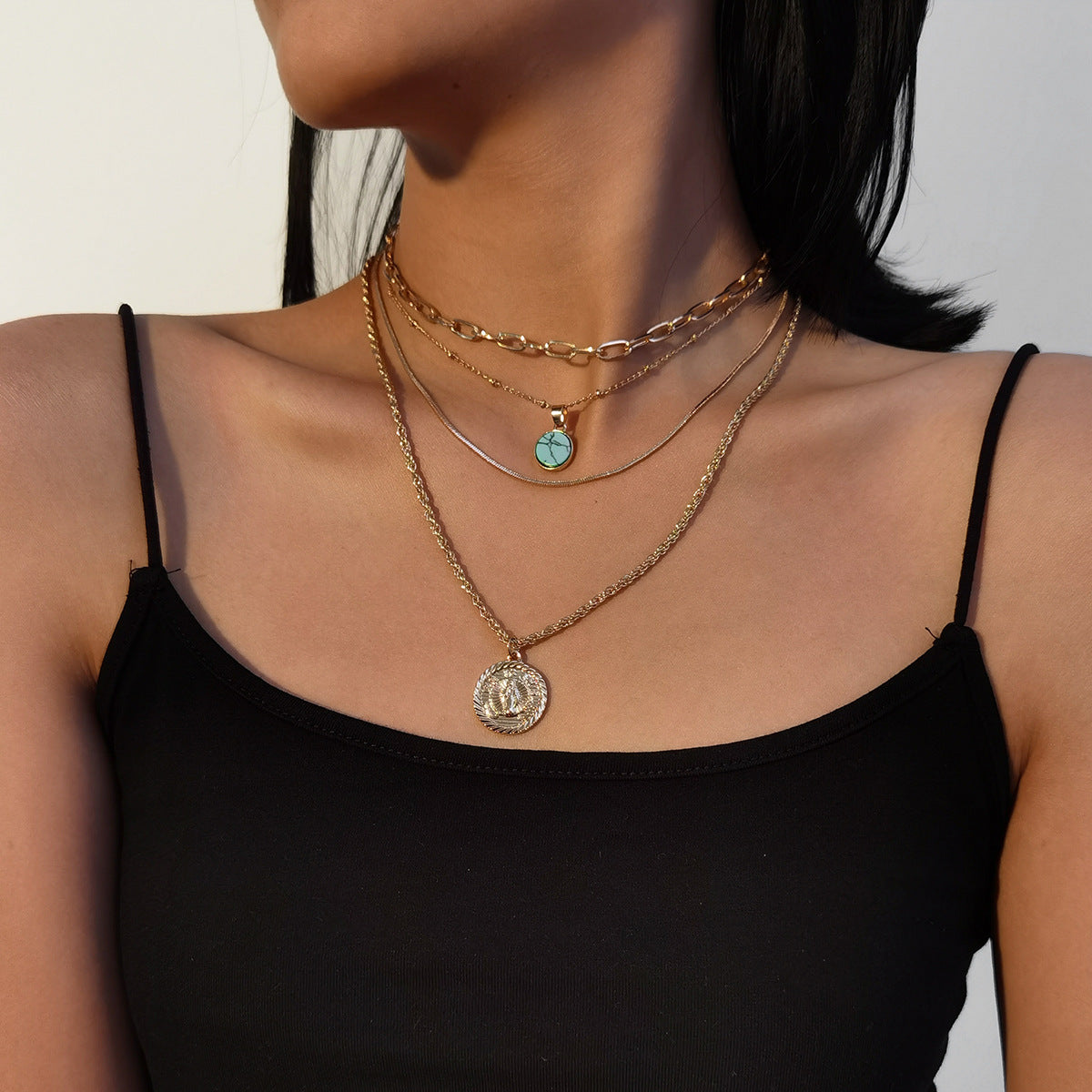 Clavicle Turquoise Necklace