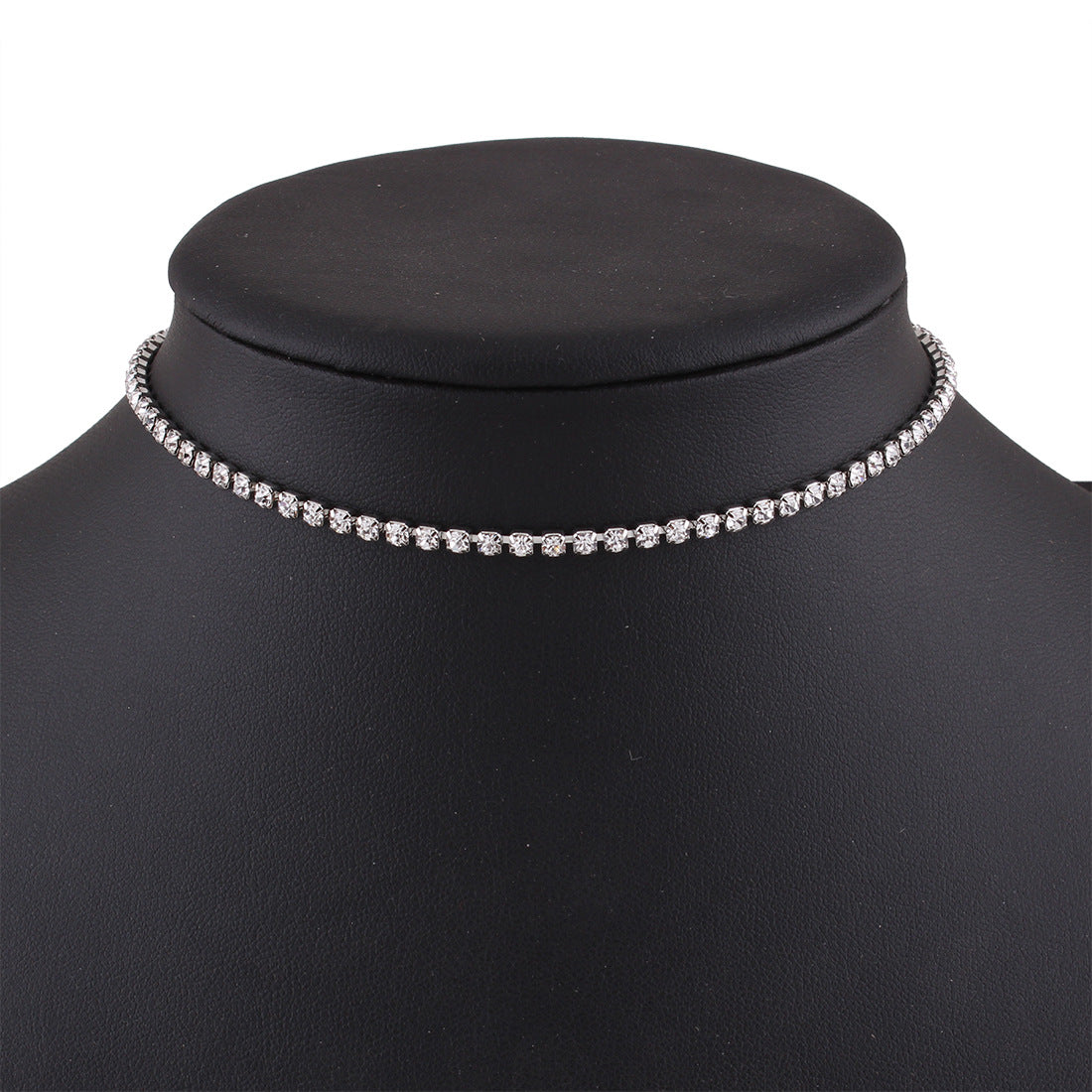 Simple Temperament Model Diamond Necklace