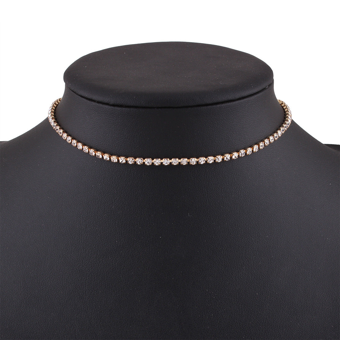 Simple Temperament Model Diamond Necklace